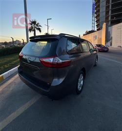 تويوتا سيينا